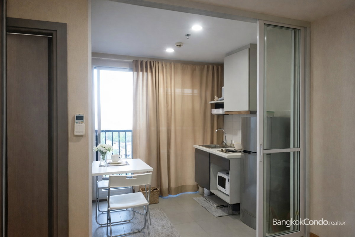1-Bedroom Condo for Rent at The Base Sukhumvit 77 (33 sqm) — On Nut BTS