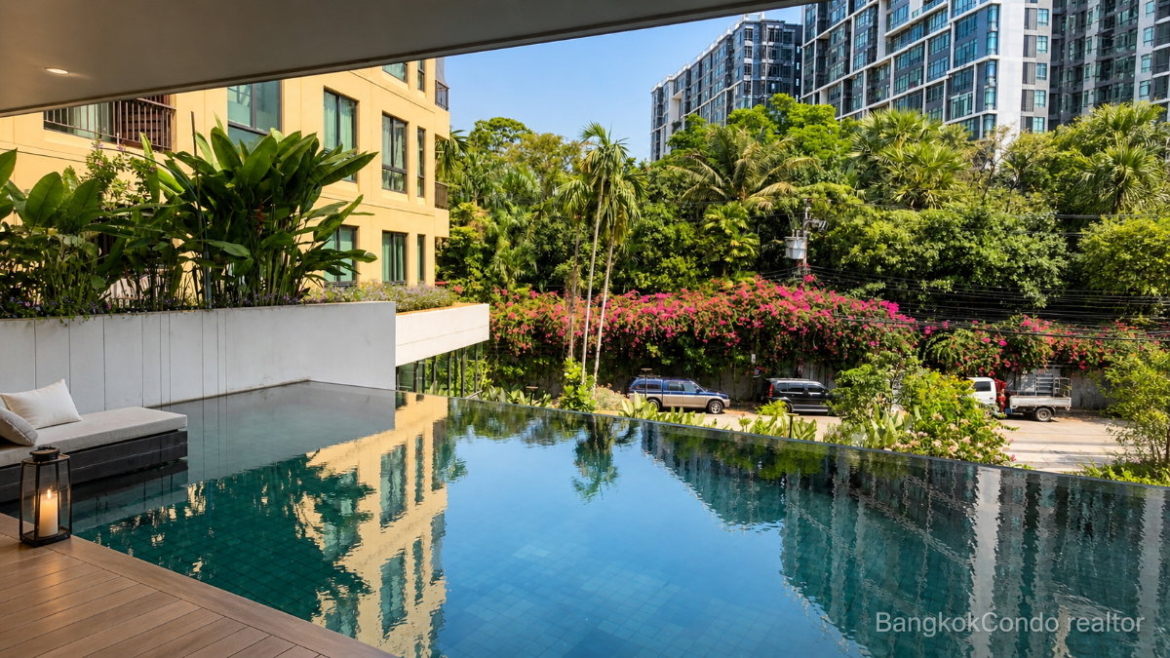 1-Bedroom Condo for Rent at The Sense Sukhumvit 68 (43 sqm) — Bang Chak BTS