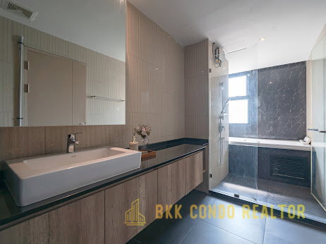 3-Bedroom Condo for Rent at The Unique Sukhumvit 62/1 (113.75 sqm) — Bang Chak BTS