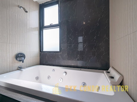 3-Bedroom Condo for Rent at The Unique Sukhumvit 62/1 (113.75 sqm) — Bang Chak BTS
