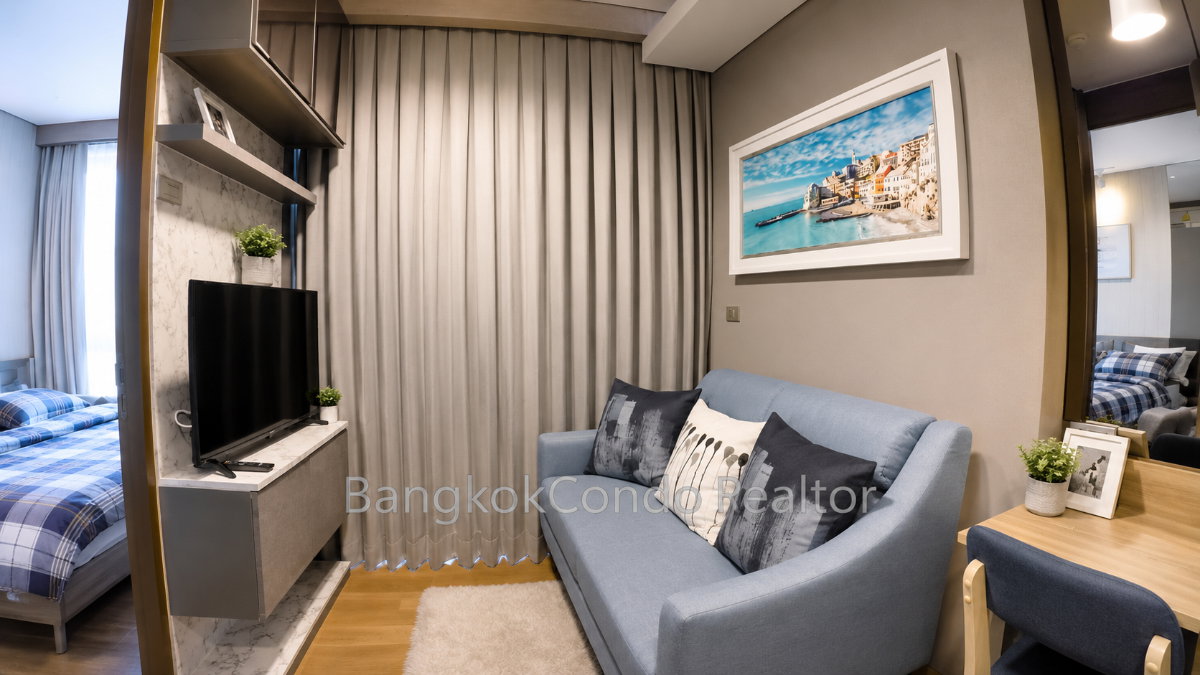 a09955-04 1-Bedroom Condo for Rent at The Lumpini 24 (26 sqm) — Phrom Phong BTS