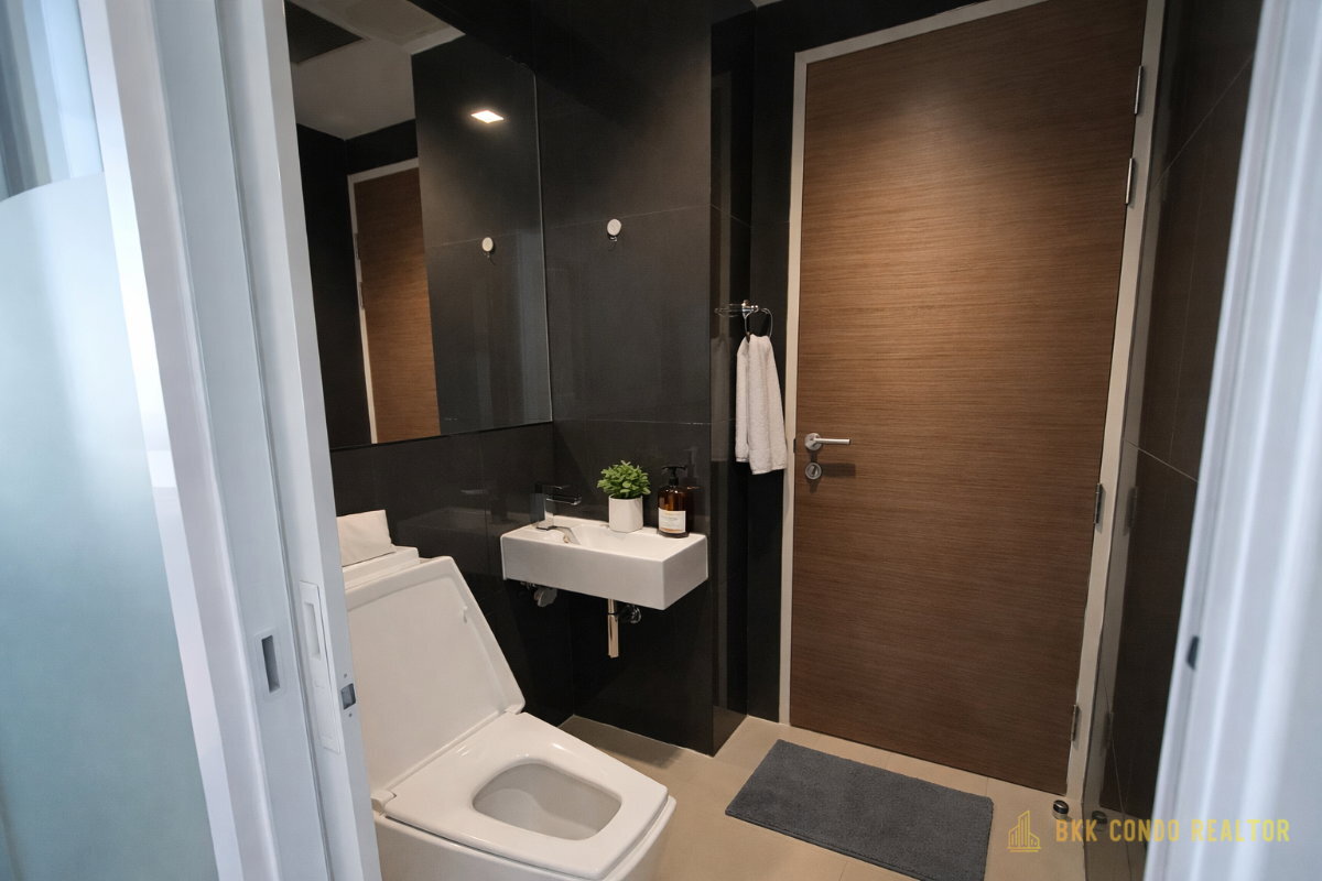 1-Bedroom Condo for Rent at Rhythm Phahol – Ari (45 sqm) — Ari BTS