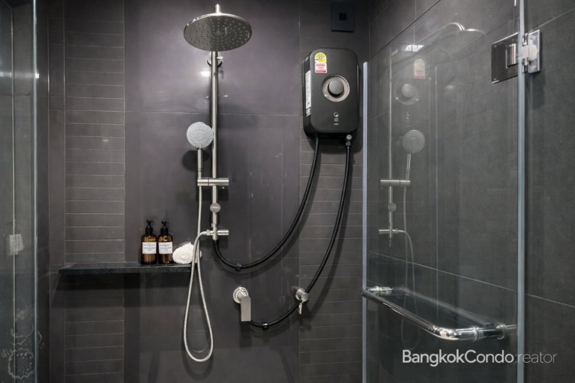 1-Bedroom Condo for Rent at Rhythm Phahol – Ari (45 sqm) — Ari BTS