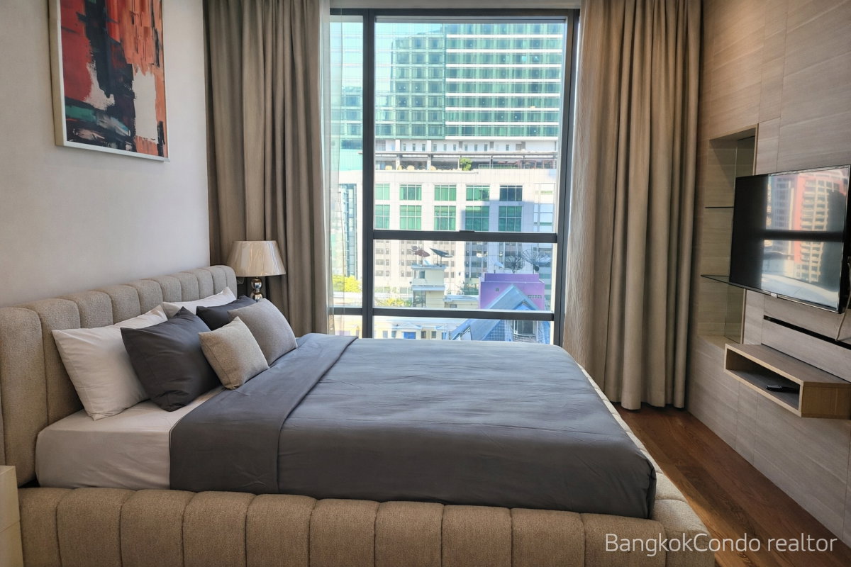 1-Bedroom Condo for Rent at The Bangkok Sathon (64 sqm) — Saint Louis BTS