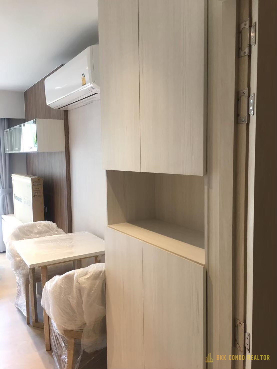 1-Bedroom Condo for Rent at Runesu Thonglor 5 (30 sqm) — Thonglor BTS