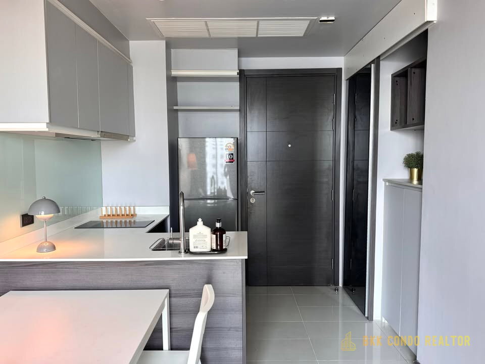 1-Bedroom Condo for Rent at Ceil by Sansiri (34 sqm) — Ekkamai BTS