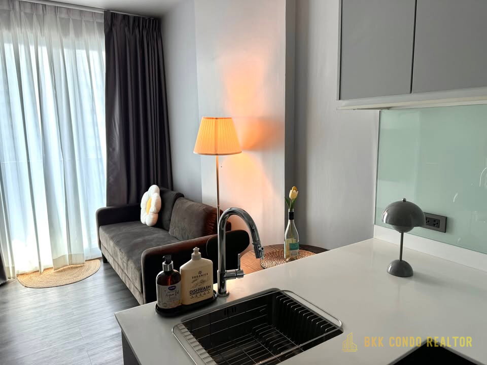 1-Bedroom Condo for Rent at Ceil by Sansiri (34 sqm) — Ekkamai BTS