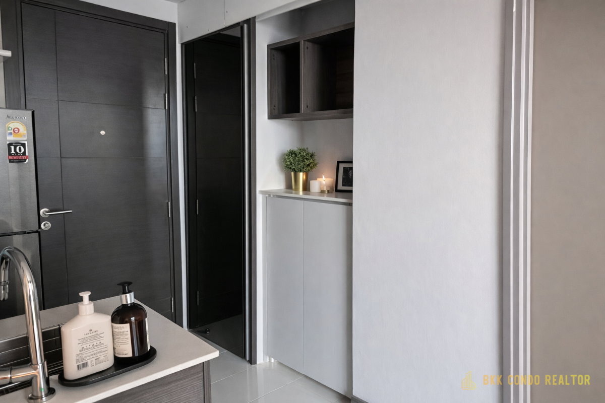 1-Bedroom Condo for Rent at Ceil by Sansiri (34 sqm) — Ekkamai BTS