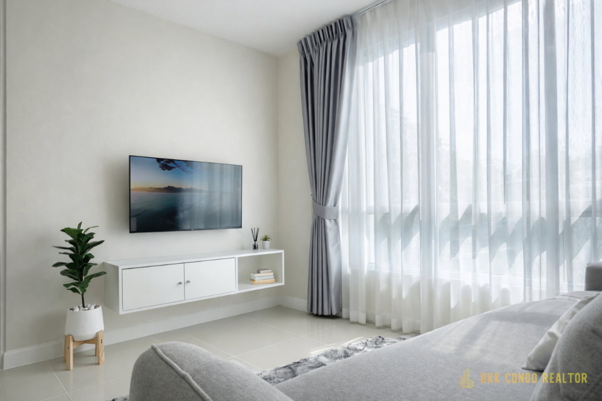 1-Bedroom Condo for Rent at The Sky Sukhumvit (35 sqm) — Udom Suk BTS