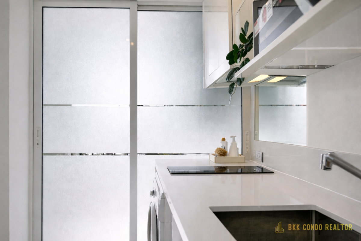 1-Bedroom Condo for Rent at The Sky Sukhumvit (35 sqm) — Udom Suk BTS