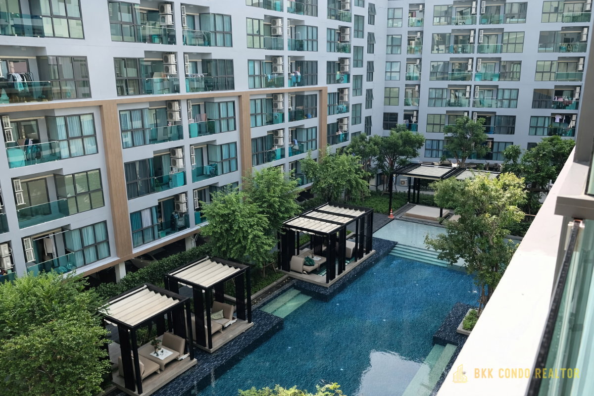a10819-01 1-Bedroom Condo for Rent at The Excel Hideaway Sukhumvit 50 (30 sqm) — On Nut BTS
