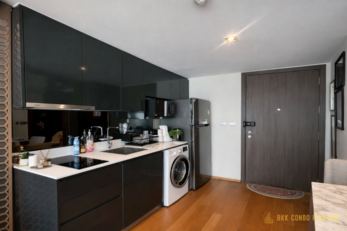 1-Bedroom Condo for Rent at Altitude Samyan – Silom (33 sqm) — Sam Yan MRT