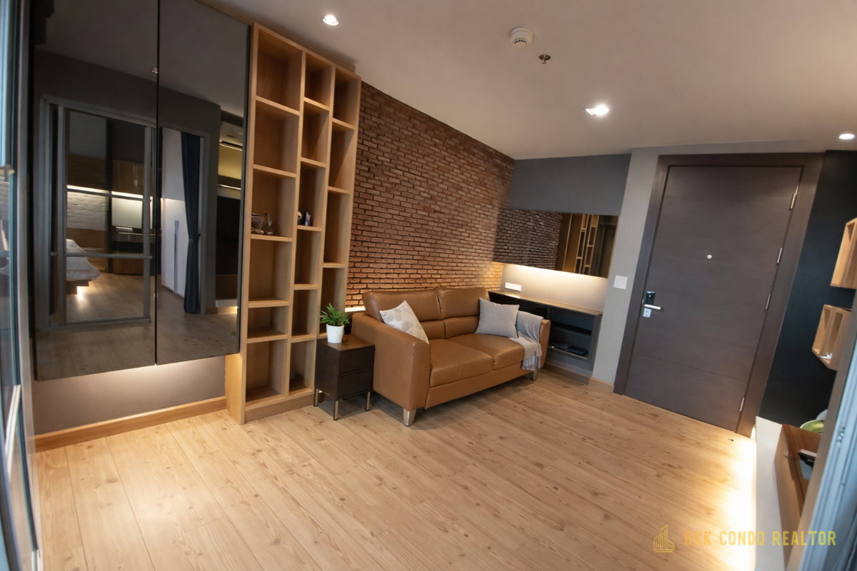 a10833-03 1-Bedroom Condo for Rent at Rhythm Ratchada (47 sqm) — Huai Khwang MRT
