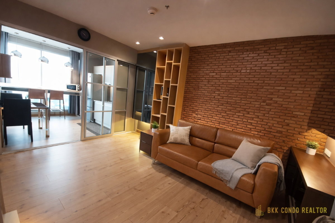 1-Bedroom Condo for Rent at Rhythm Ratchada (47 sqm) — Huai Khwang MRT