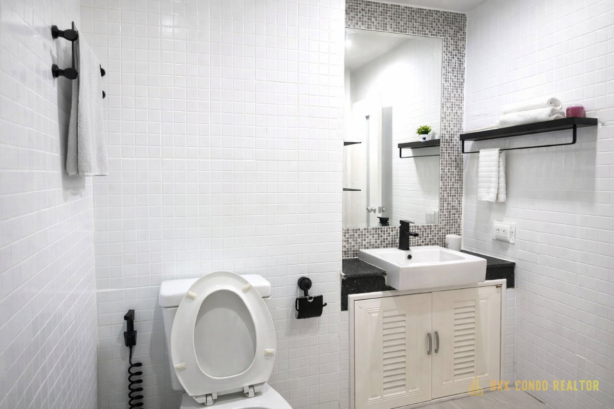 a10864-05 1-Bedroom Condo for Rent at A Space Asoke – Ratchada (48 sqm) — Rama 9 MRT