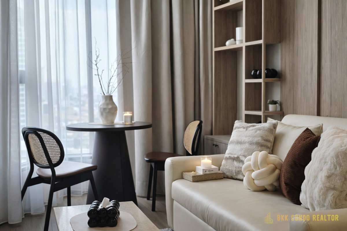 Duplex 1-Bedroom Condo for Rent at Knights Bridge Space Sukhumvit – Rama 4 (35 sqm) — Phra Khanong BTS