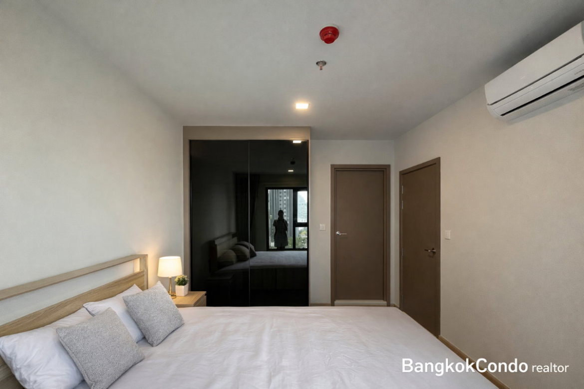 1-Bedroom Condo for Rent at Life Phahon – Ladprao (35 sqm) — Phaya Thai BTS