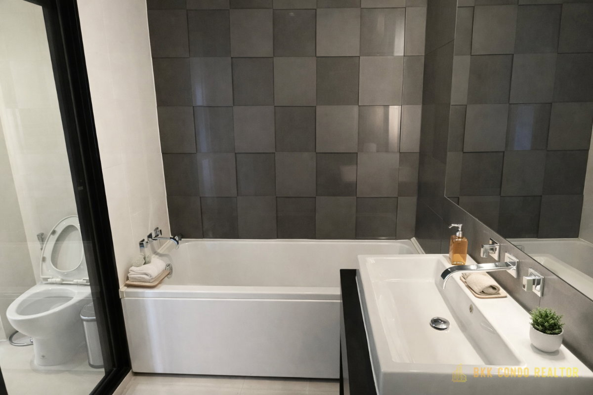 1-Bedroom Condo for Rent at Ivy Ampio (44 sqm) — Rama 9 MRT