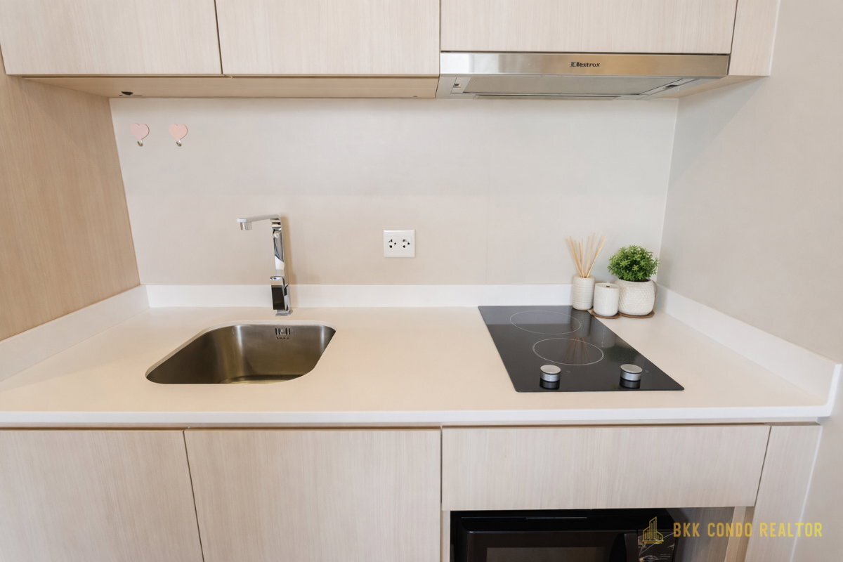1-Bedroom Condo for Rent at Maestro 12 Ratchathewi (30 sqm) — Ratchathewi BTS