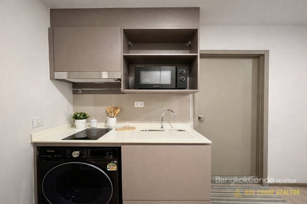 Studio Condo for Rent at Aspire Sukhumvit – Rama 4 (25 sqm) — Phra Khanong BTS