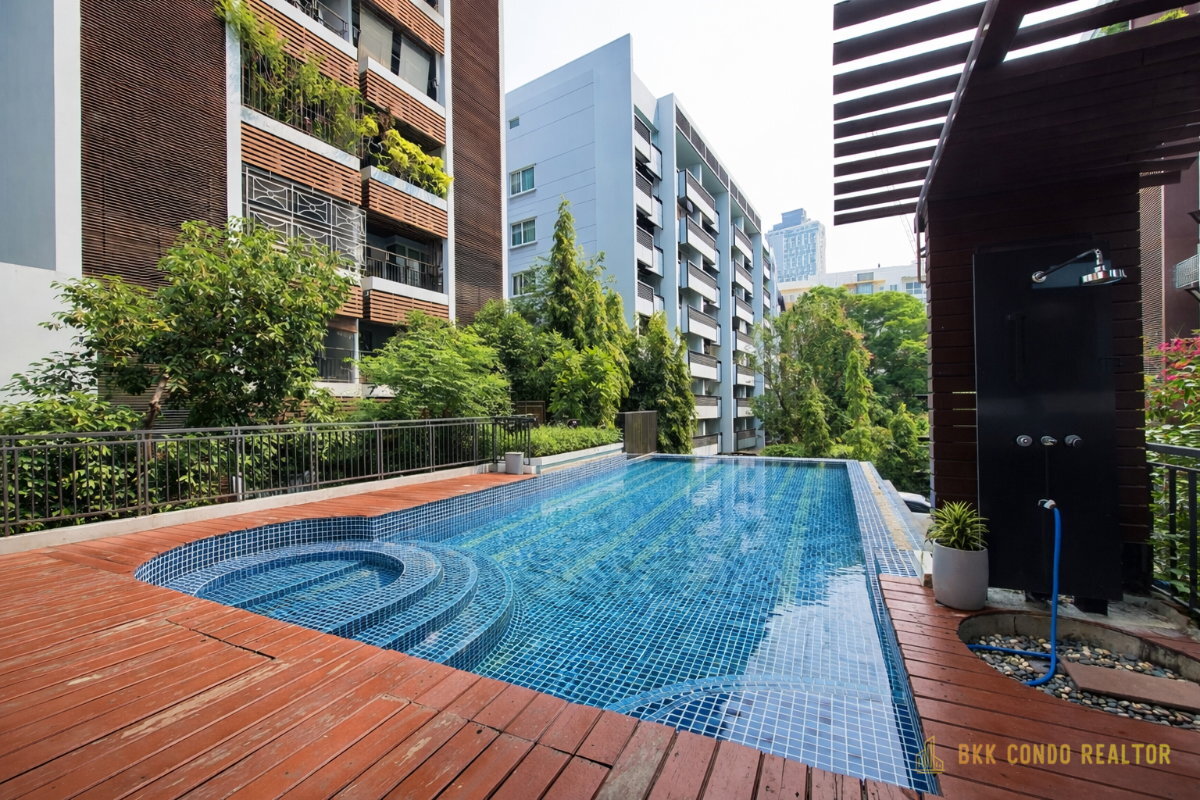 2-Bedroom Condo for Rent at The Next Garden Mix (58 sqm) — On Nut BTS