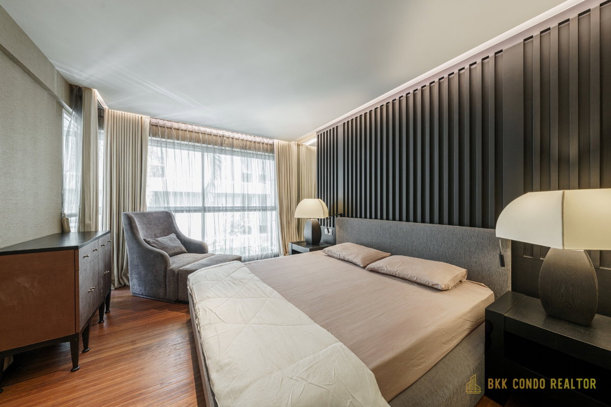 a10933-01 1-Bedroom Condo for Rent at The Private Residence Rajdamri (82 sqm) — Chidlom BTS