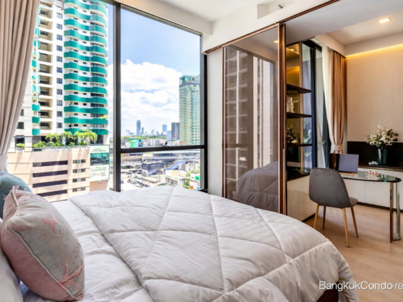 1-Bedroom Condo for Rent at CELES Asoke (42 sqm) — Asoke BTS