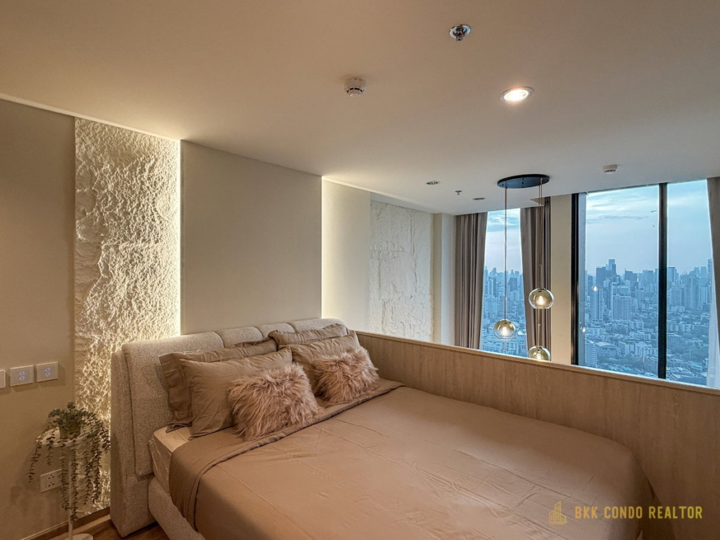 Duplex 1-Bedroom Condo for Rent at Noble Form Thonglor (50 sqm) — Thonglor BTS
