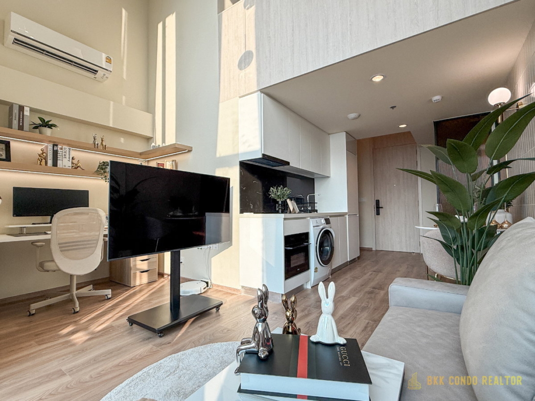 Duplex 1-Bedroom Condo for Rent at Noble Form Thonglor (50 sqm) — Thonglor BTS