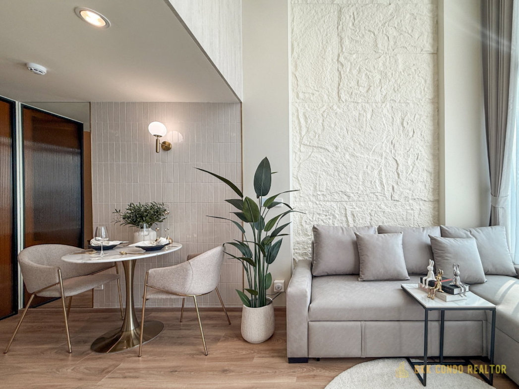 Duplex 1-Bedroom Condo for Rent at Noble Form Thonglor (50 sqm) — Thonglor BTS