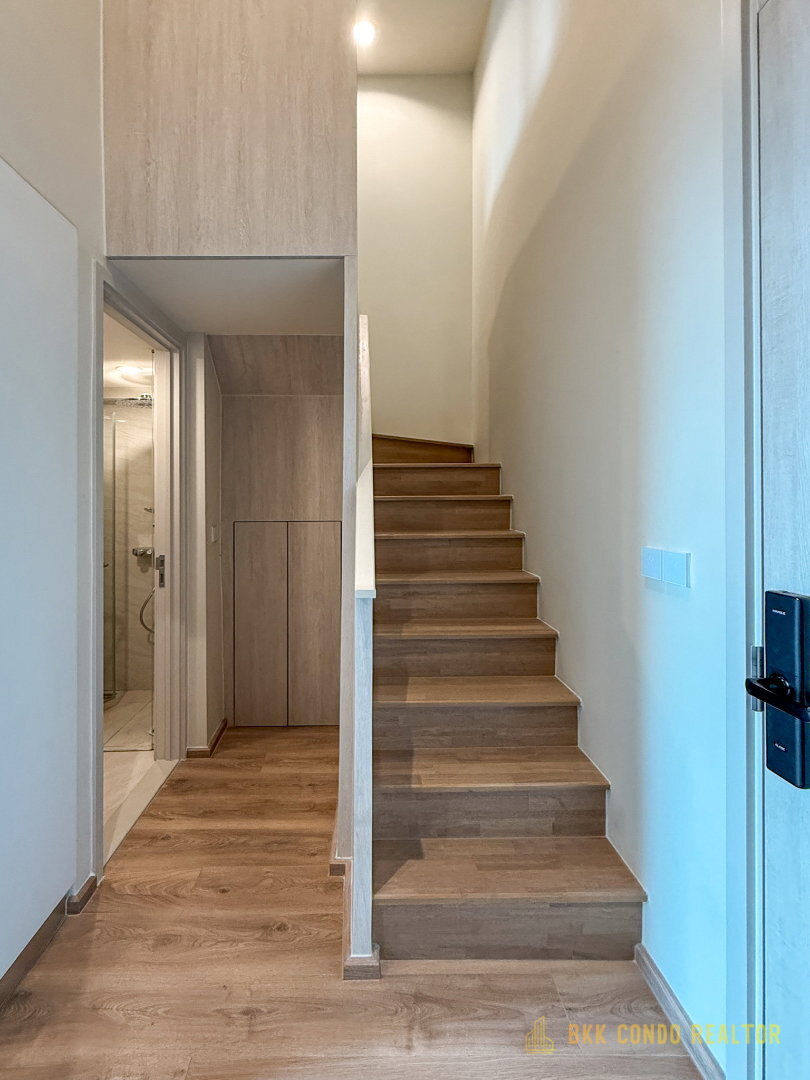 Duplex 1-Bedroom Condo for Rent at Noble Form Thonglor (50 sqm) — Thonglor BTS