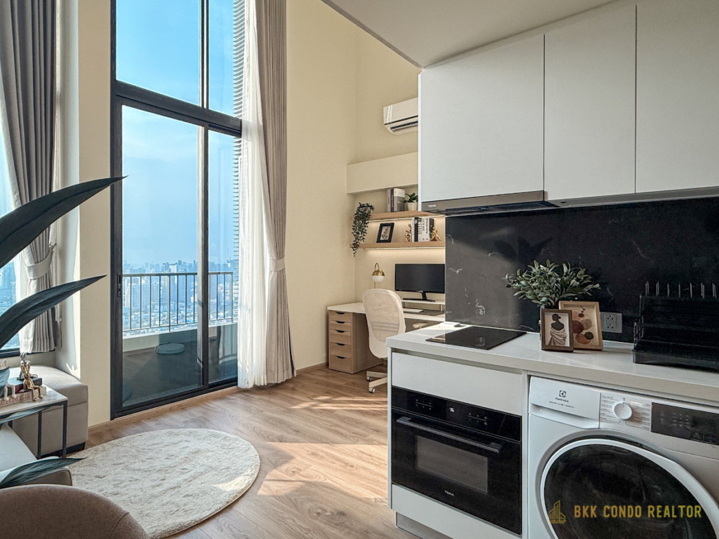 Duplex 1-Bedroom Condo for Rent at Noble Form Thonglor (50 sqm) — Thonglor BTS