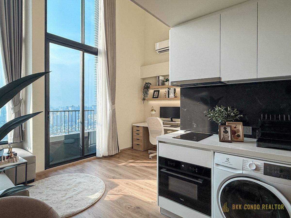 Duplex 1-Bedroom Condo for Rent at Noble Form Thonglor (50 sqm) — Thonglor BTS