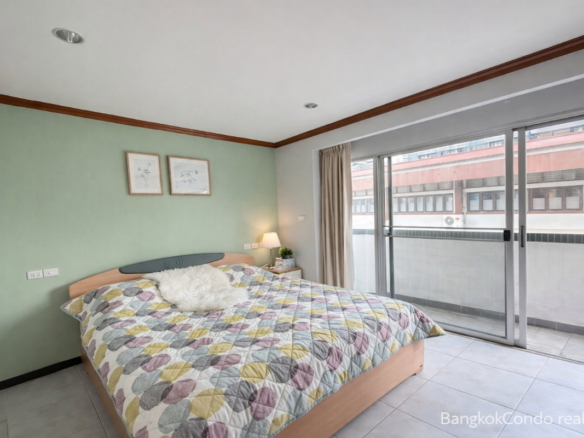 1-Bedroom Condo for Rent at Tridhos Smart Living Si Ayuthaya (57 sqm) — Phaya Thai BTS