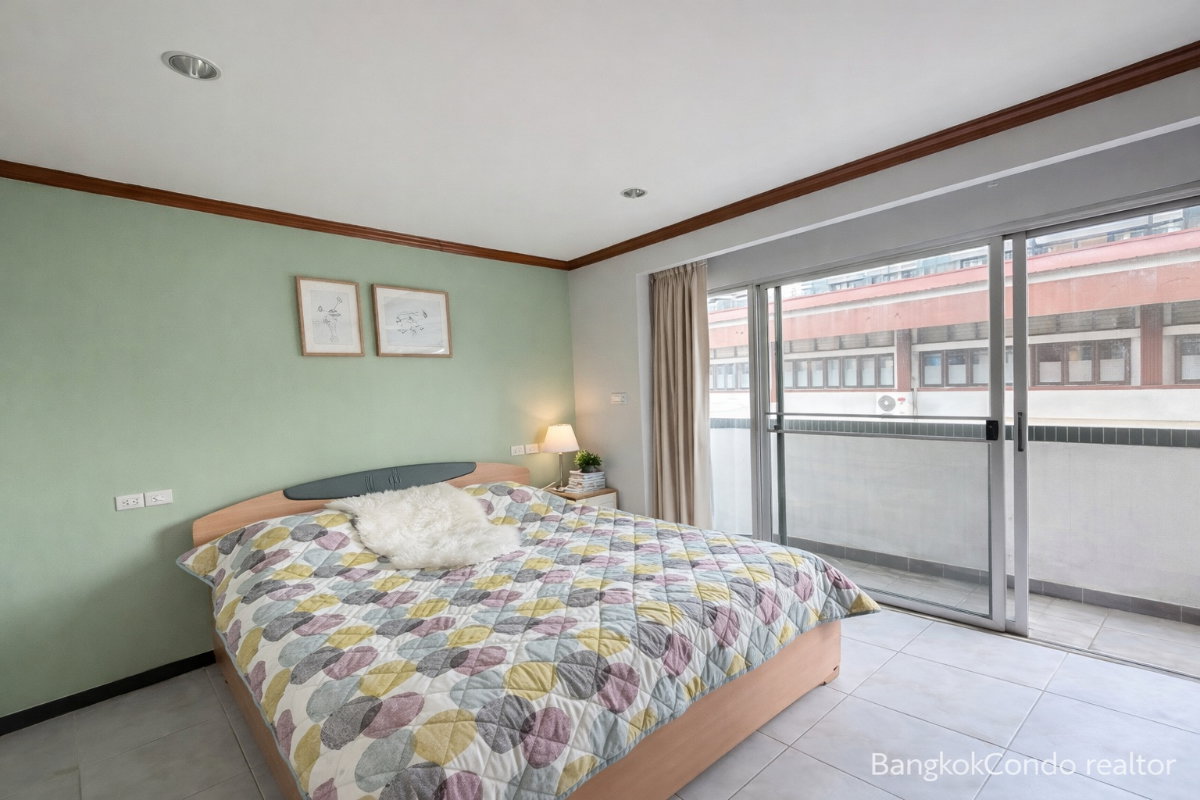 1-Bedroom Condo for Rent at Tridhos Smart Living Si Ayuthaya (57 sqm) — Phaya Thai BTS