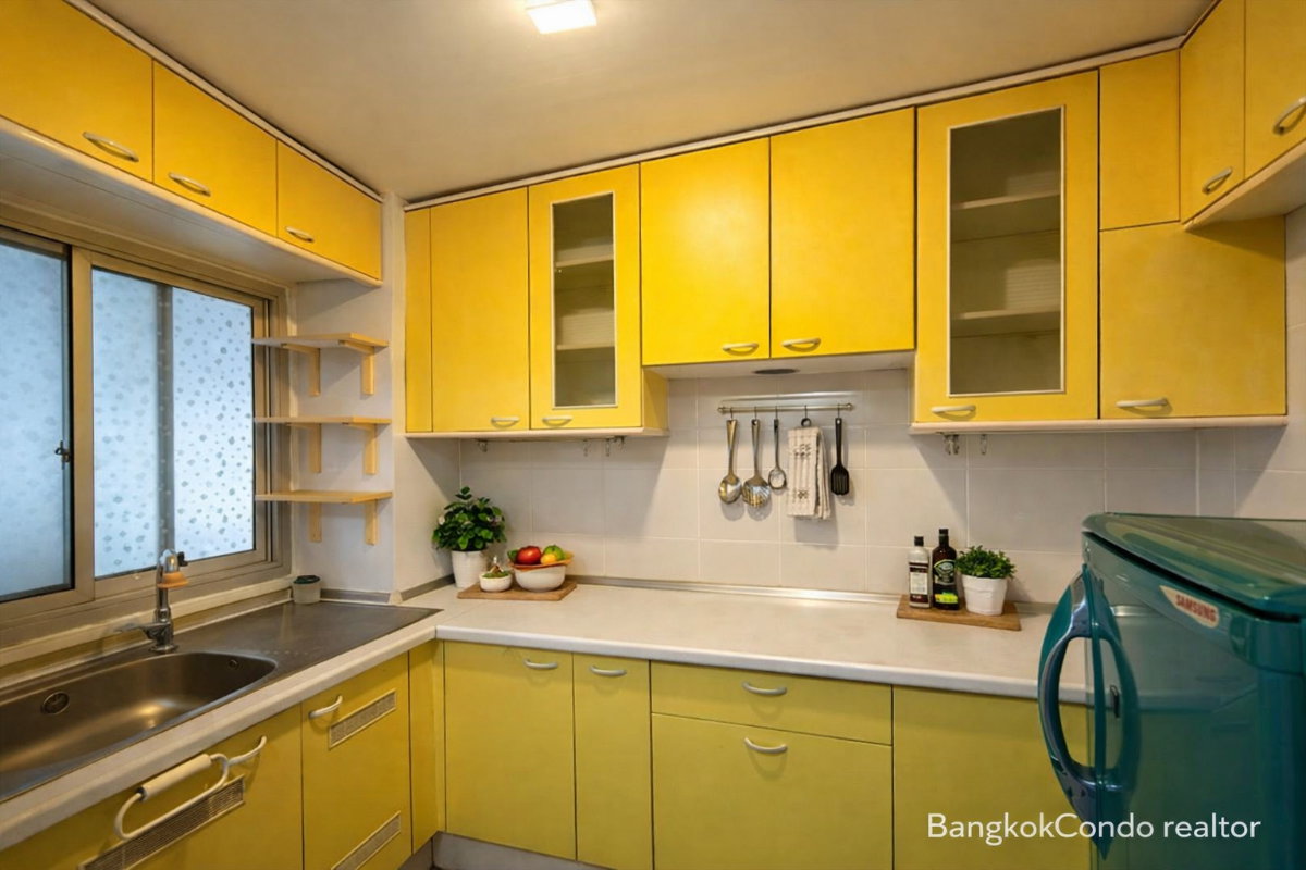 1-Bedroom Condo for Rent at Tridhos Smart Living Si Ayuthaya (57 sqm) — Phaya Thai BTS