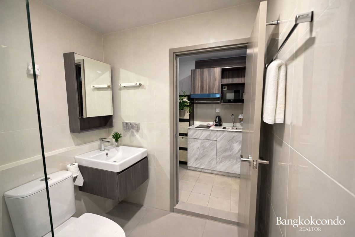 1-Bedroom Condo for Rent at Aspire Onnut Station (30 sqm) — On Nut BTS