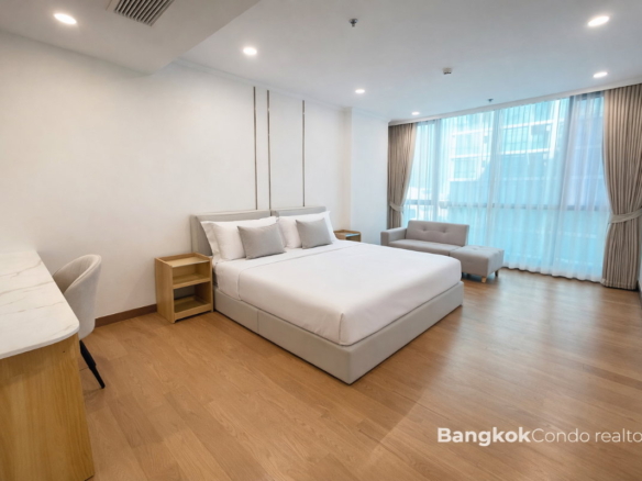 2-Bedroom Condo for Rent at Supalai Oriental Sukhumvit 39 (101 sqm) — Phrom Phong BTS