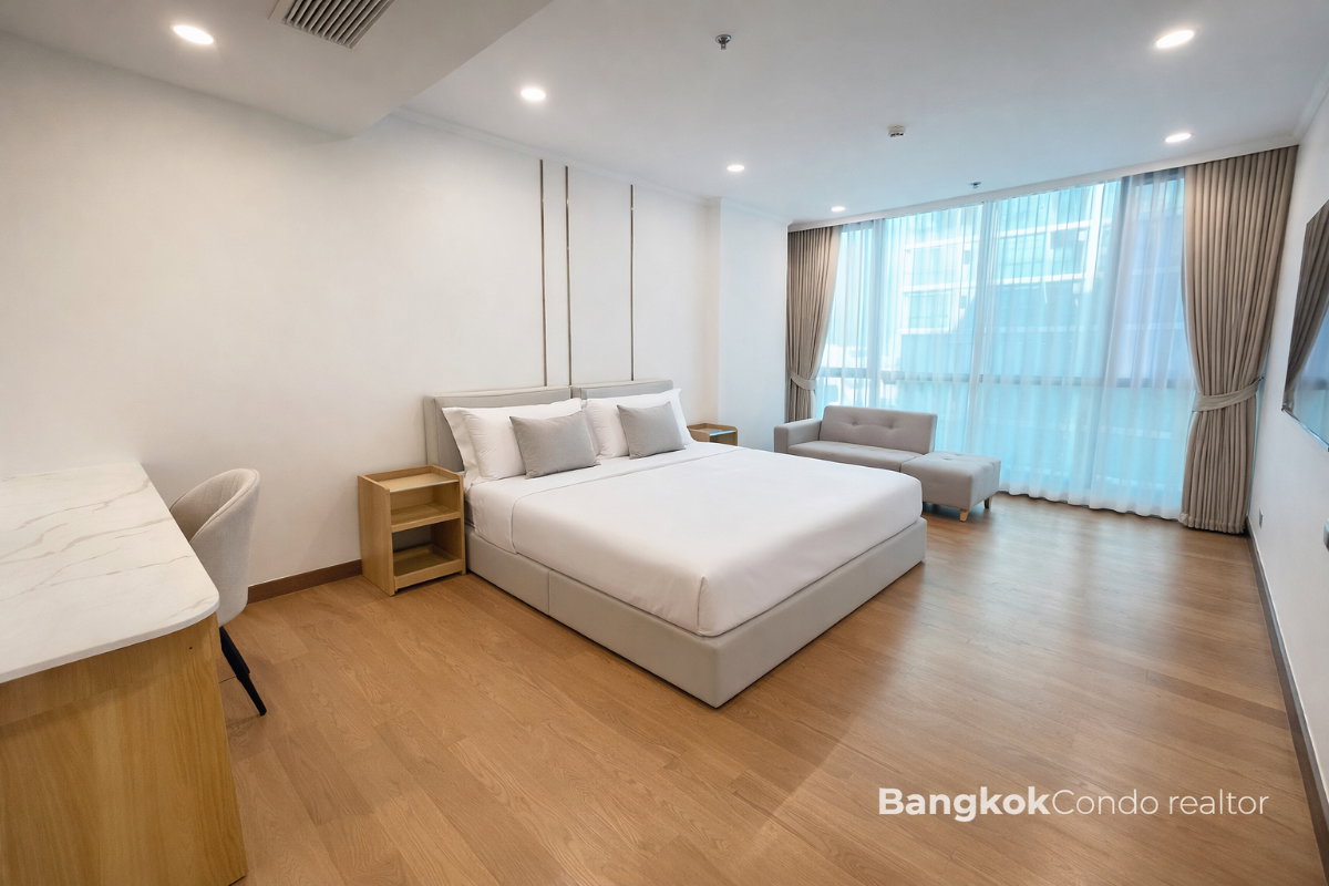2-Bedroom Condo for Rent at Supalai Oriental Sukhumvit 39 (101 sqm) — Phrom Phong BTS