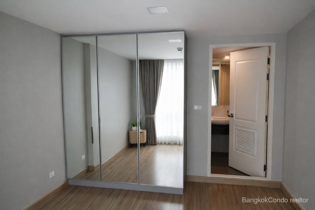 1-Bedroom Condo for Rent at Bless Residence Ekkamai (27 sqm) — Ekkamai BTS