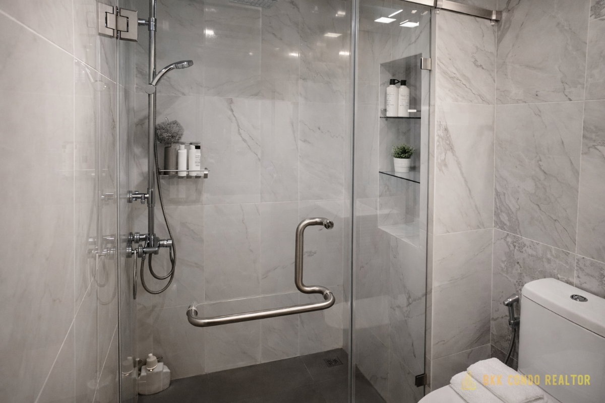 1-Bedroom Condo for Rent at Bless Residence Ekkamai (27 sqm) — Ekkamai BTS