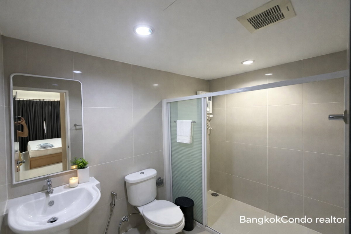 1-Bedroom Condo for Rent at S&S Sukhumvit (36 sqm) — On Nut BTS