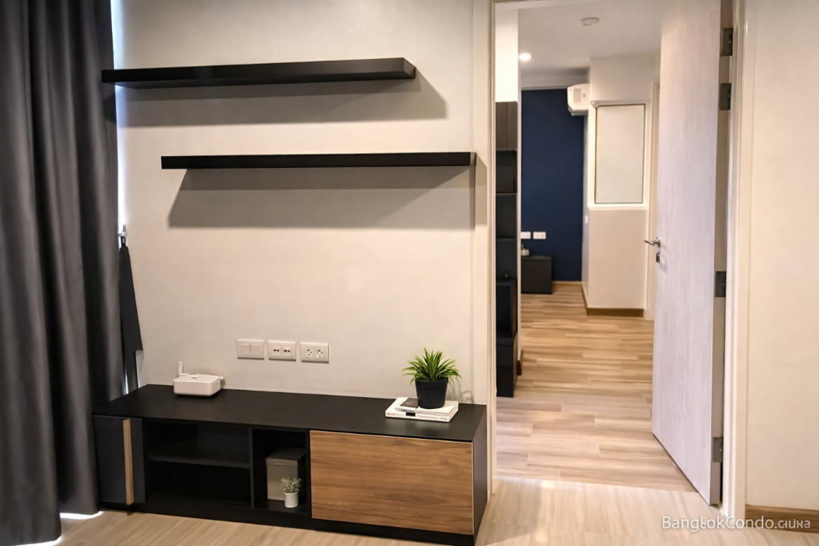 1-Bedroom Condo for Rent at Downtown Forty Nine (44 sqm) — Thonglor BTS