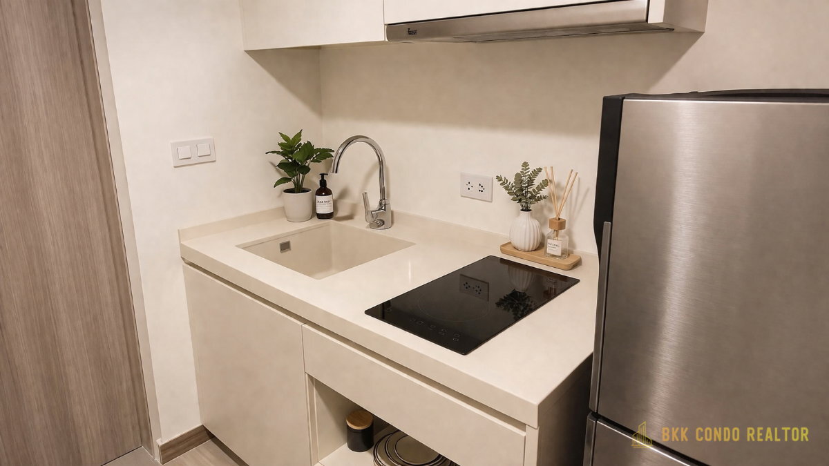 1-Bedroom Condo for Rent at Downtown Forty Nine (44 sqm) — Thonglor BTS