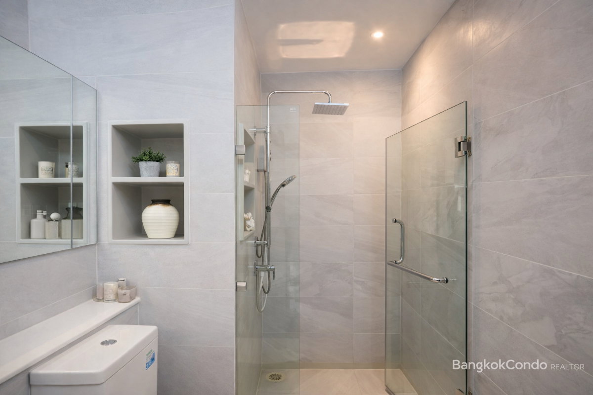 1-Bedroom Condo for Rent at Rhythm Ekkamai Estate (35 sqm) — Ekkamai BTS