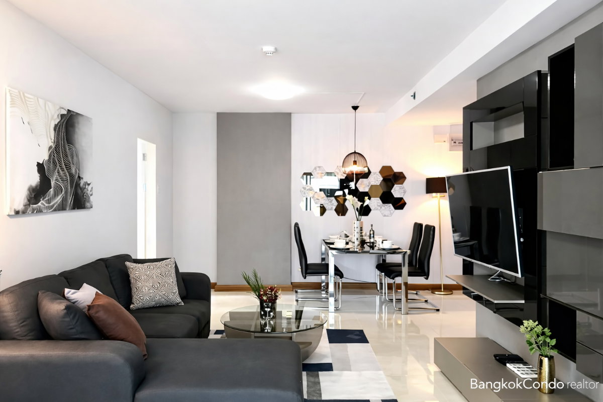 2-Bedroom Condo for Rent at Supalai Park Ekkamai – Thonglor (70.57 sqm) — Ekkamai BTS