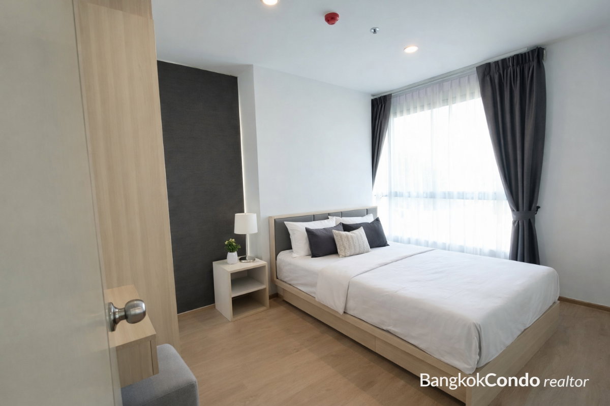 2-Bedroom Condo for Rent at Ideo O2 (53 sqm) — Bangna BTS