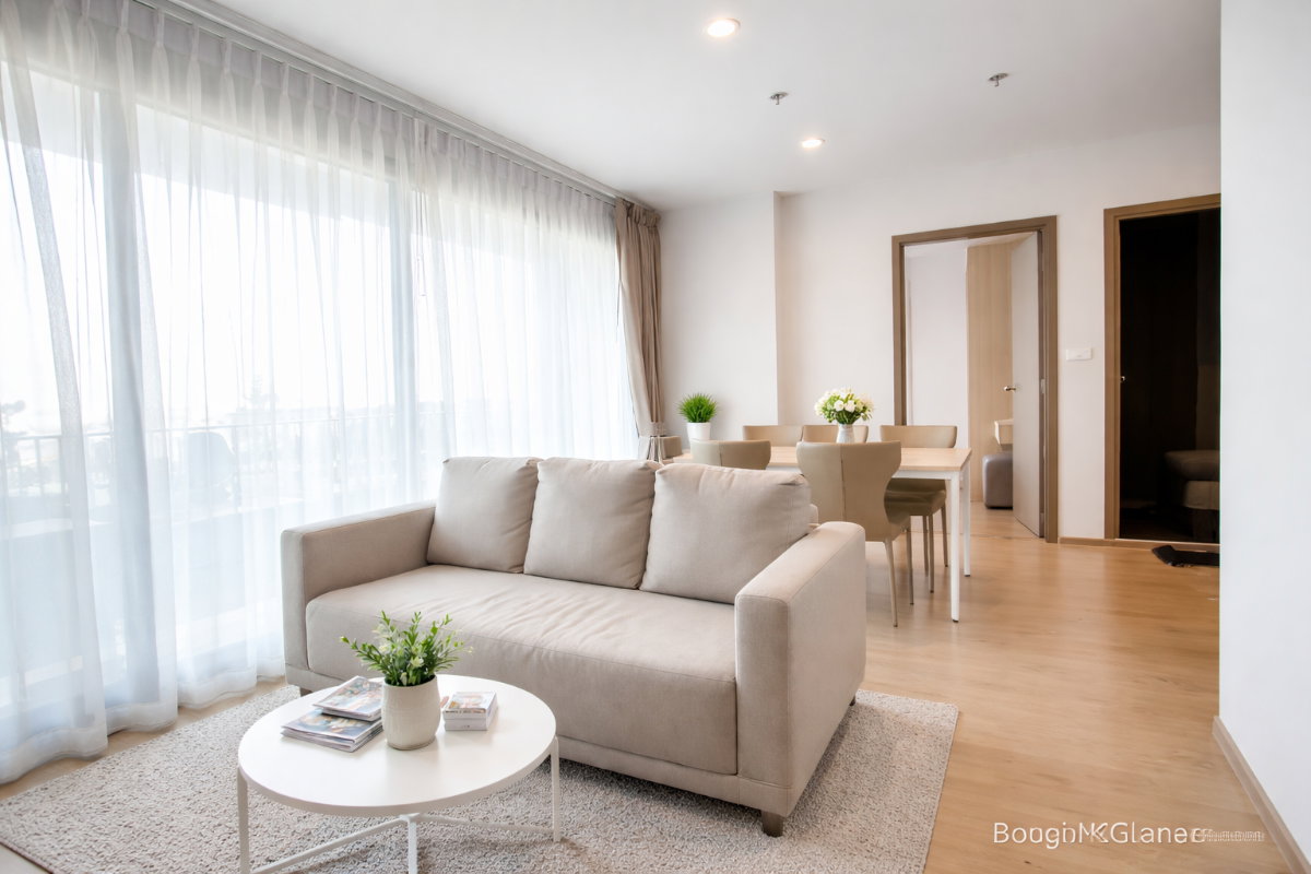2-Bedroom Condo for Rent at Ideo O2 (53 sqm) — Bangna BTS