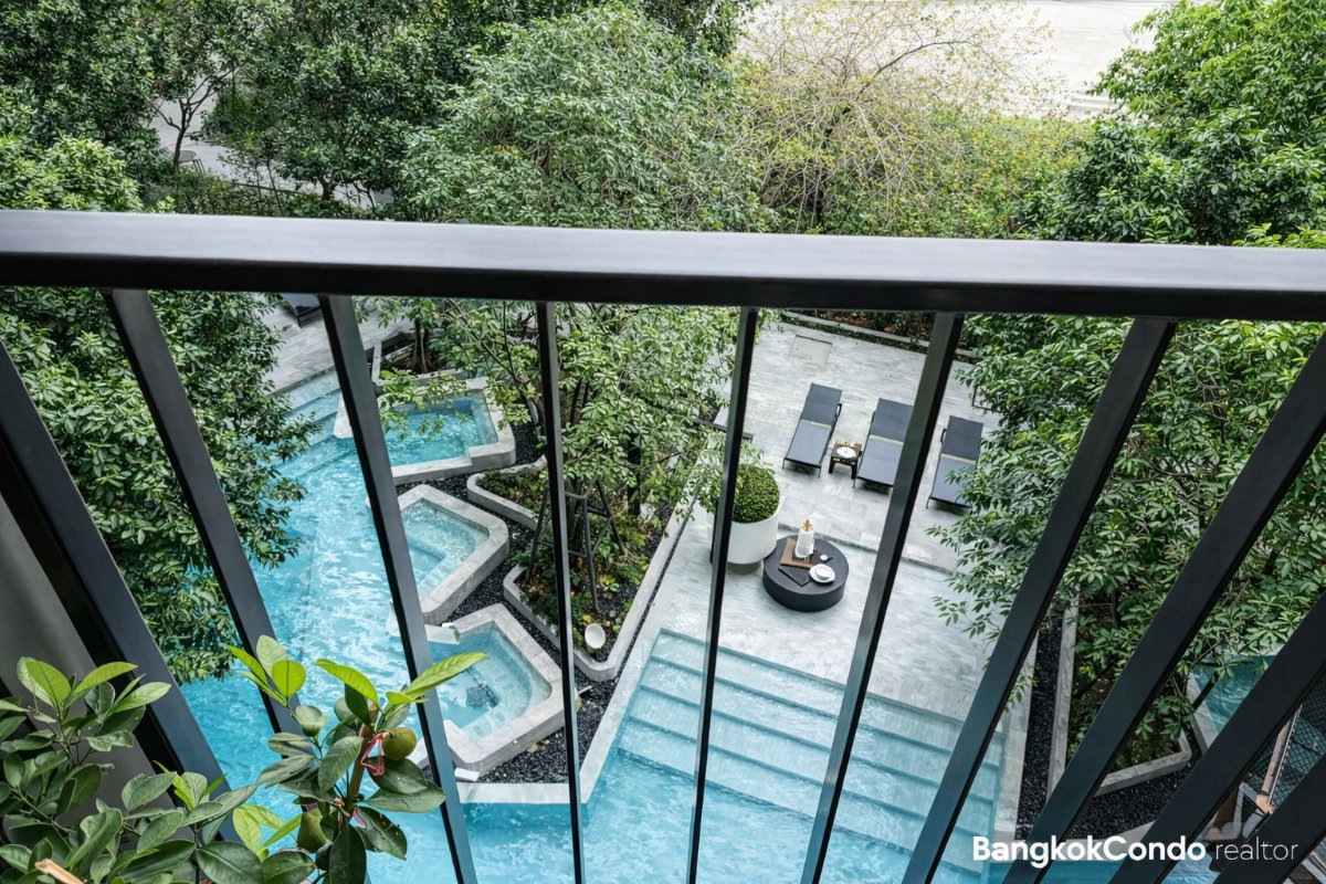 1-Bedroom Condo for Rent at IDEO New Rama 9 (32 sqm) — Rama 9 MRT