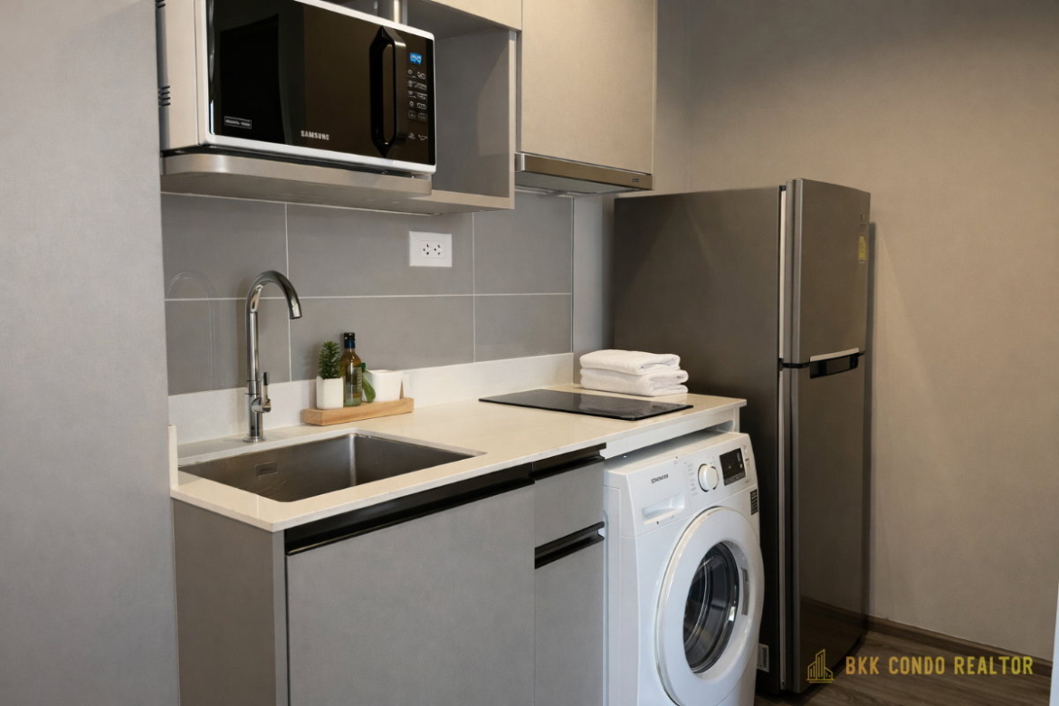 1-Bedroom Condo for Rent at IDEO Mobi Sukhumvit 40 (34.55 sqm) — Ekkamai BTS